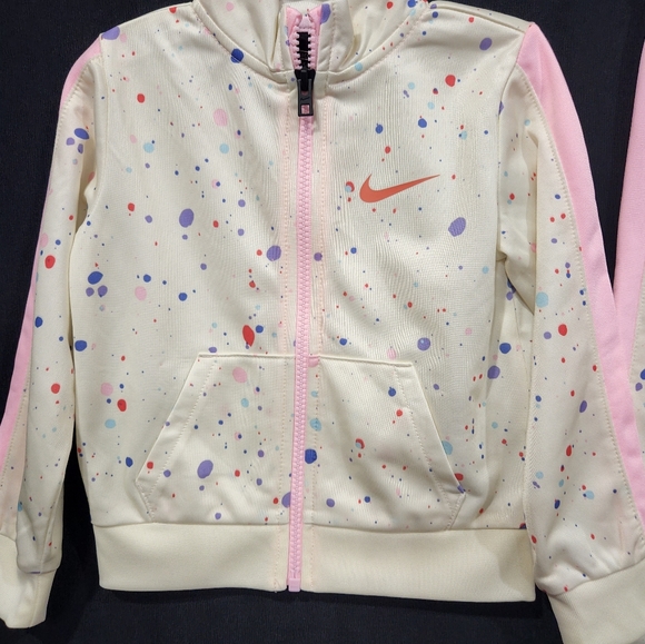 🆕️ Nike Track Suit - Picture 13 of 15